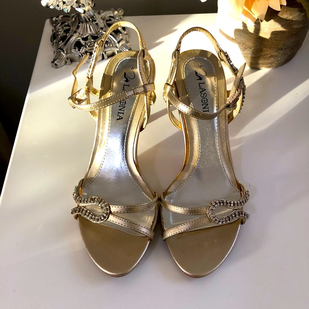 Lasonia Champagne Sandals